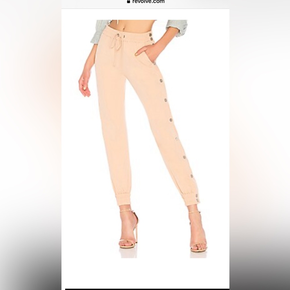 LPA 552 Jogger in Nude color